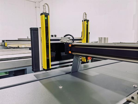 CNC Gluer Automatic Cutting Machine PLC Control
